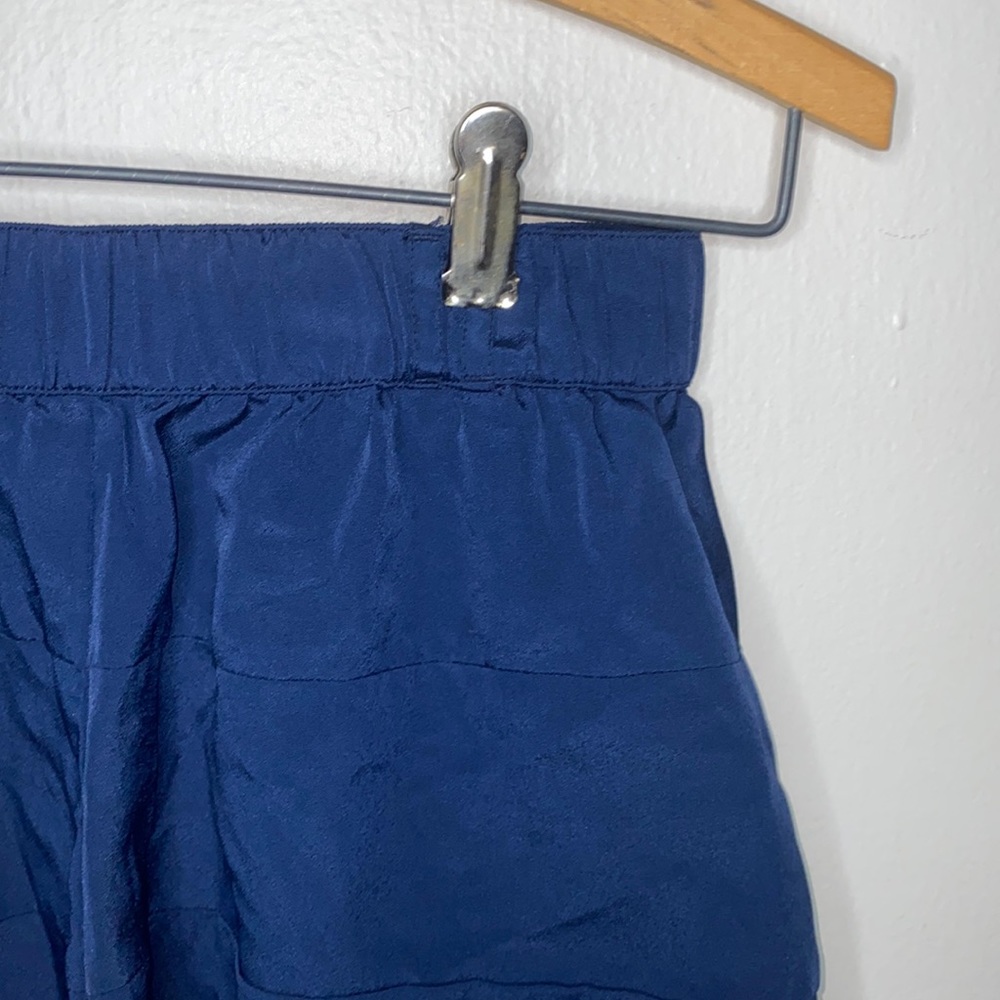 🪼Navy blue H&M flowy shorts!